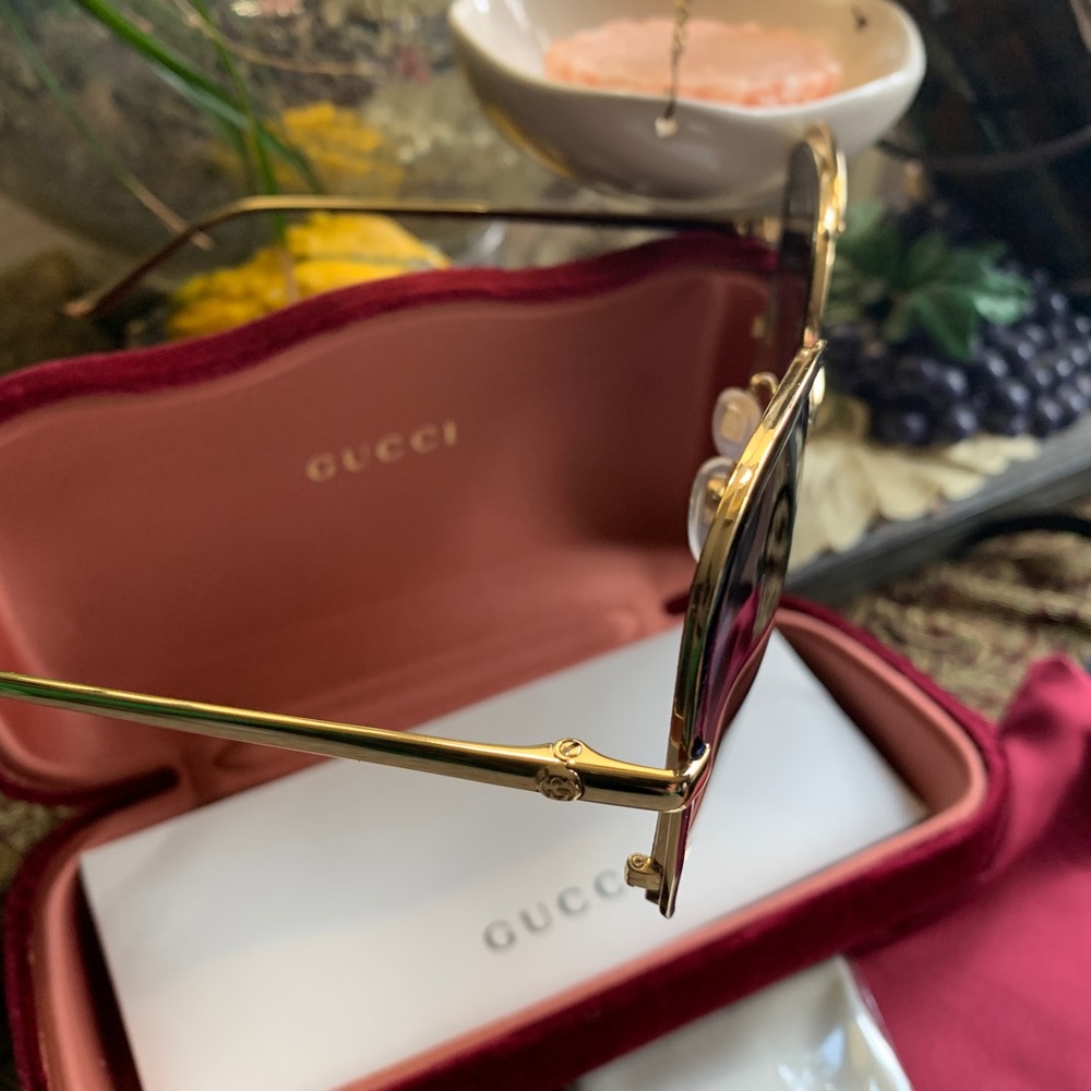Authentic GUCCI 58 butterfly Gold Blue Crystals/metal sunglasses - Picture 8 of 12